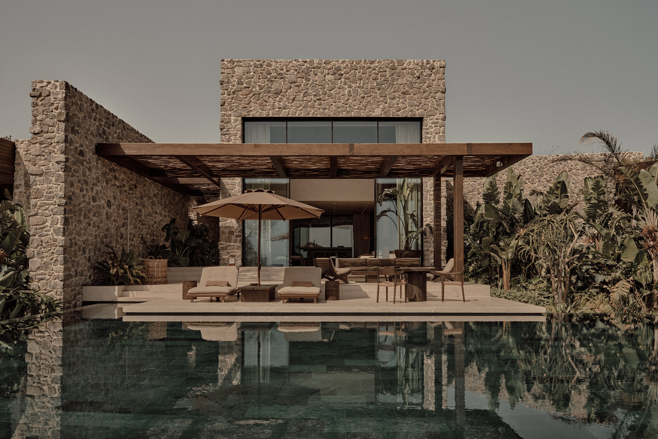 GEORG-ROSKE_SLIDER_2025_04